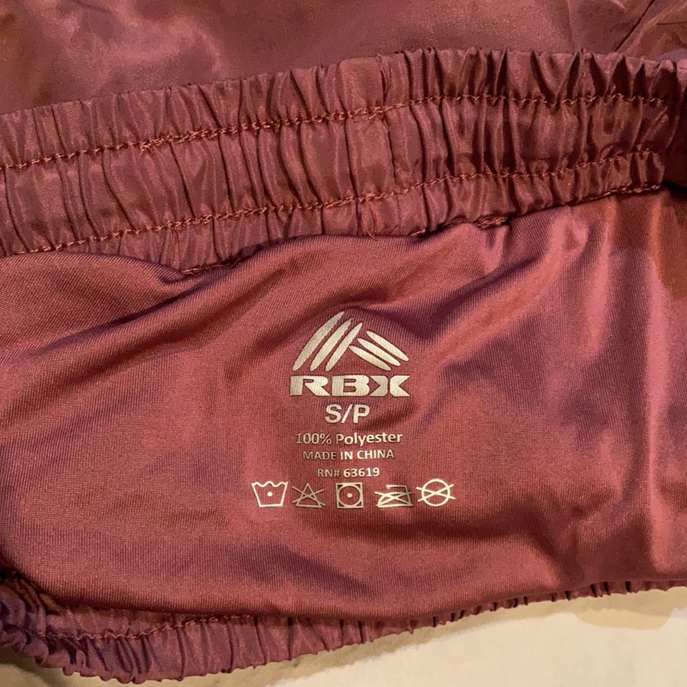 Athletic shorts - Picture 4 of 4